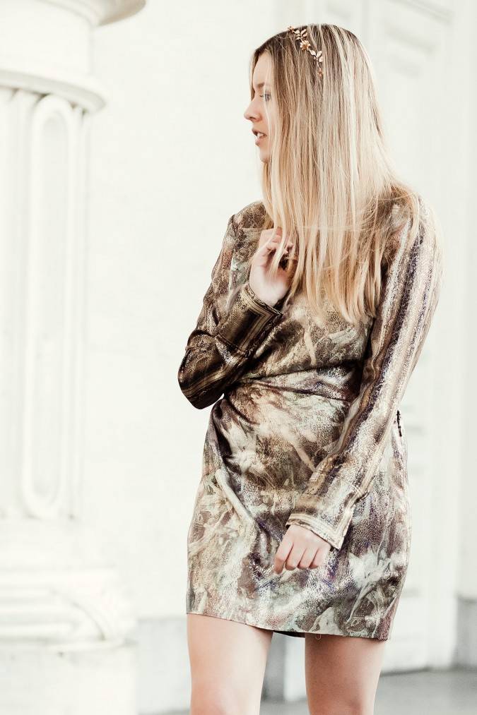 Collection conscious exclusive by H&M la robe gold