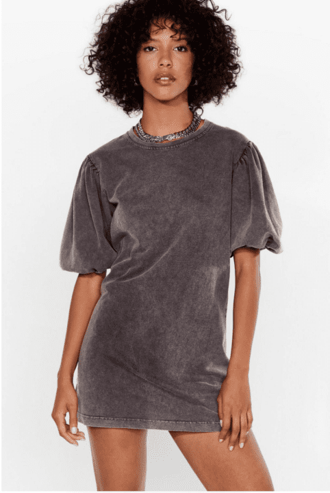 Robe sweat délavée à manches bouffantes Nastygal