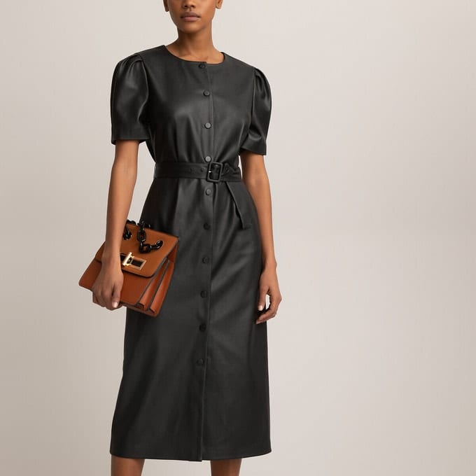 Robe-chemise longue en simili, manches courtes noire