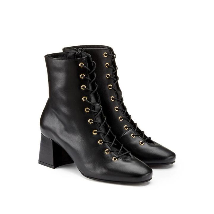 bottines noires lacets