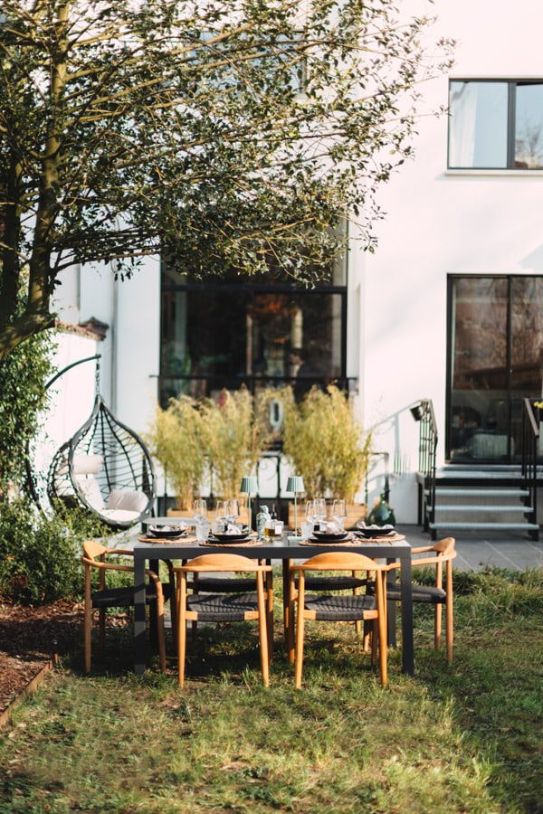 dining table for modern garden