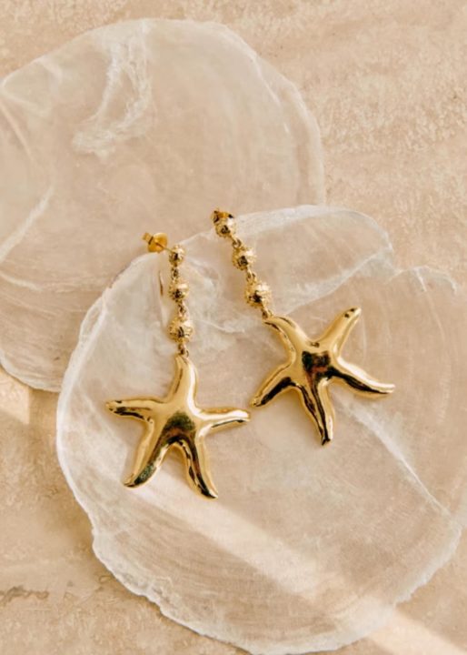 boucles d'oreilles étoiles de mer dorées Sézane