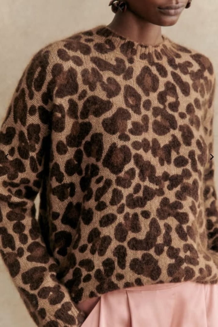 Inspiration mode 2023 : pull léopard en laine de chez Sezane