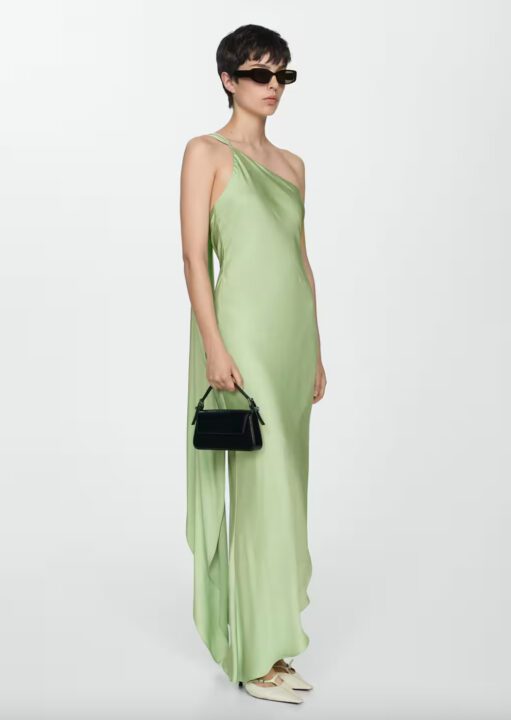 robe longue asymétrique verte épaule dénudée Mango