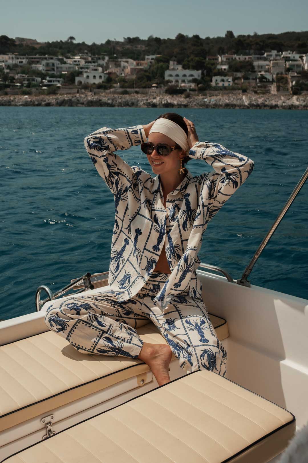 tenue vacances femme : ensemble Orta blanc avec motifs crustacés bleus