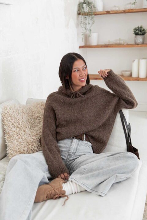 pull en mohair marron avec capuche Pretty Wire